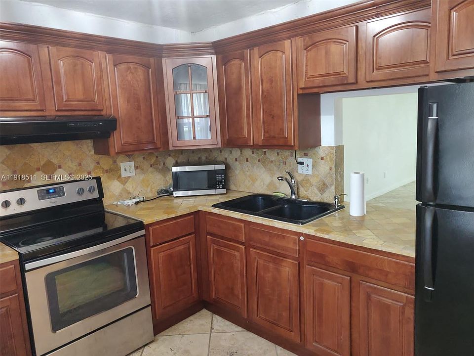 1st image of 1501 NE 191st St #1501C118