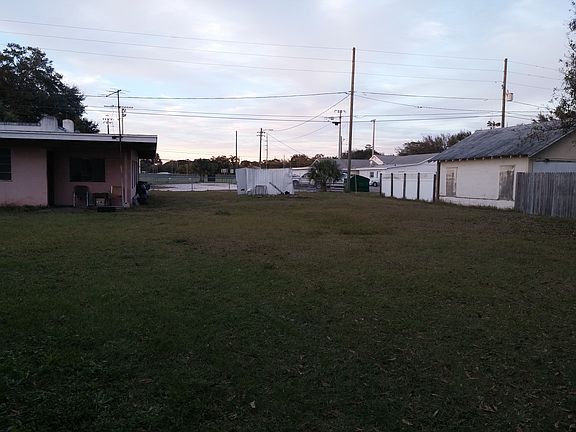 5th image of 6035 Park Blvd