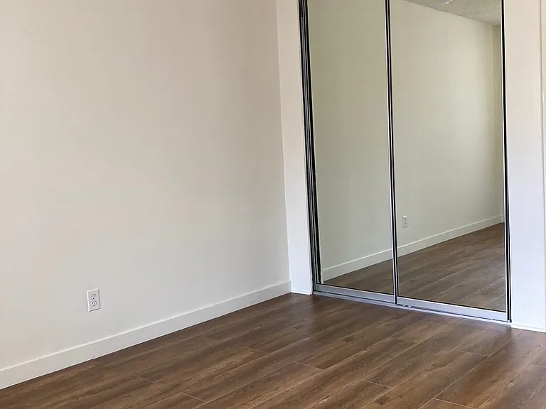 4232 Fair Ave #13 — Photo 8