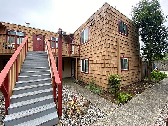 2nd image of 817 California St #1