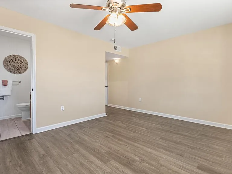 28461 Portsmouth Dr — Photo 19