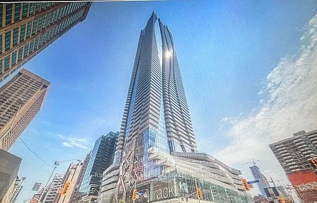 1 Bloor St E #C8cbac313 photo 1