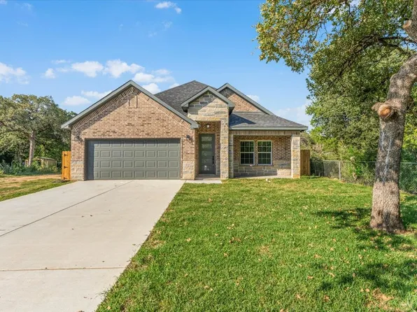 4419 Martin St, Fort Worth, TX 76119