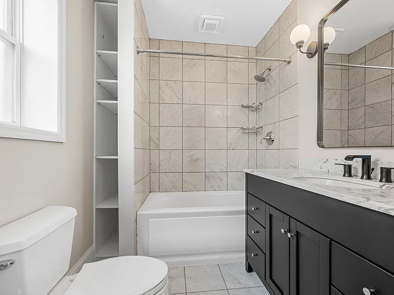7517 Oxford Dr #3 — Photo 9