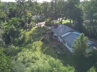 866 Hawkins Ct, Saint Louis, MO