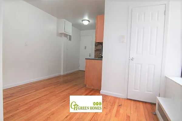 Rented by Green Home NY Realty LLC | media 6