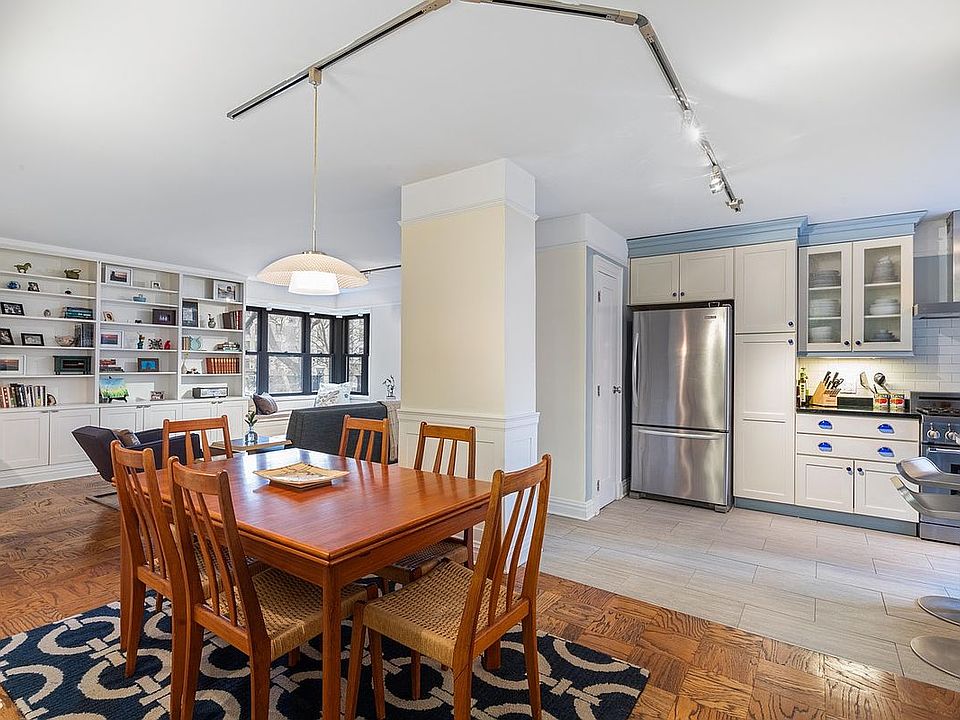 1st image of 210 Broadway #G105