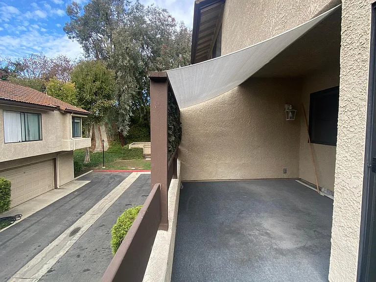 17 Rock Cliff Pl — Photo 34