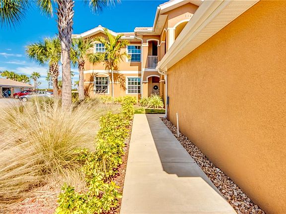 3rd image of 1143 Winding Pines CIR #101