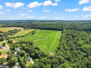 631 Hobart Rd, Hanover, PA 17331