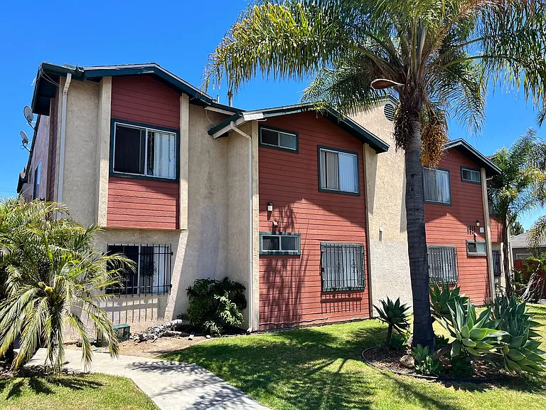 41st St Apartments located in the heart of San Diego — Photo 1