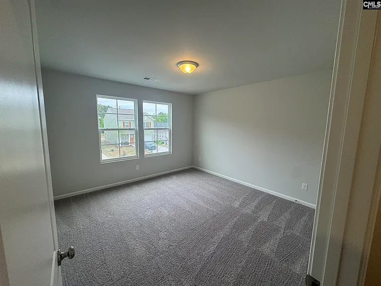 2040 Armada Rd — Photo 12