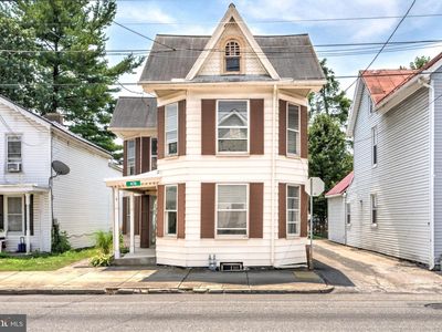 476 E Queen St, Chambersburg, PA, 17201