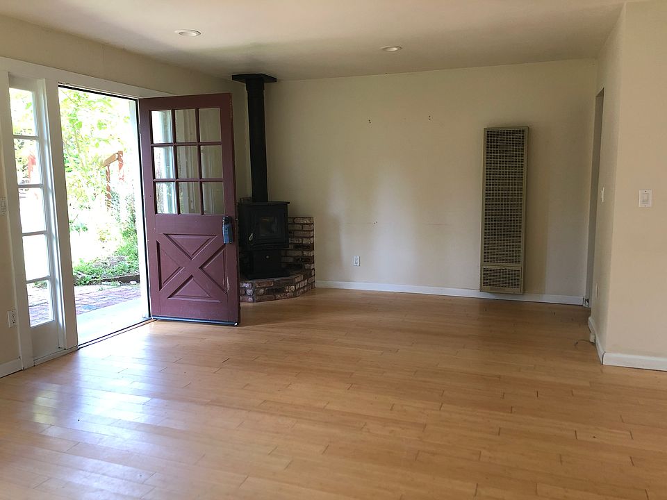 1st image of 2140 Coffee Ln #B