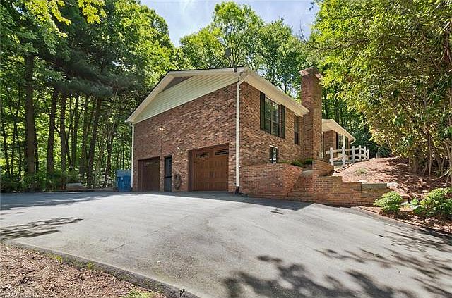 1st image of 230 Haywood Knolls Dr