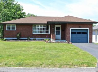 103 Mountain View Ave, Rensselaer, NY 12144