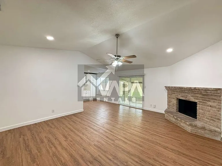 13811 Flairwood St — Photo 8