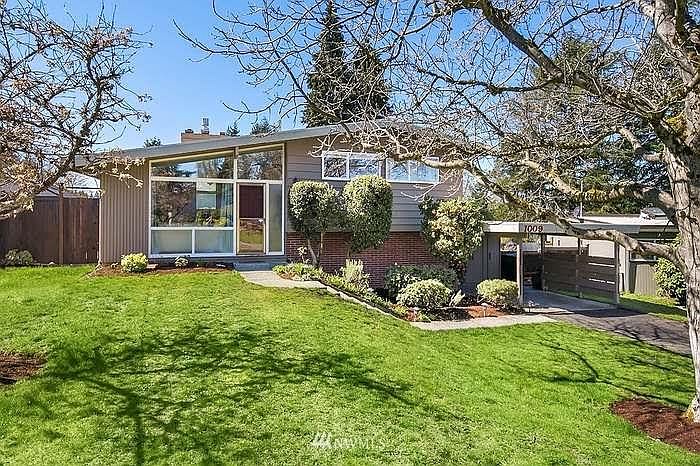 1st image of 1009 159th Pl SE