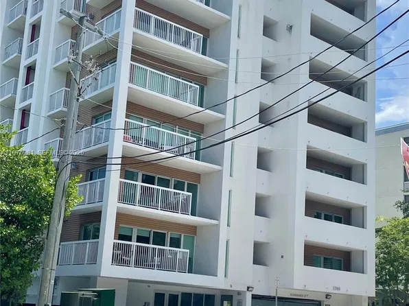 2740 SW 28th Ter APT 304, Miami, FL 33133