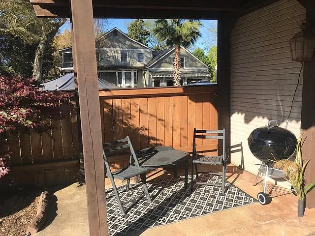 406 Ann St — Photo 37