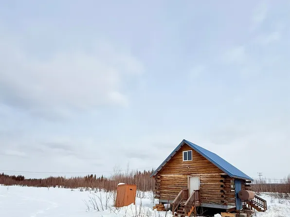 980 Breanne St, Fairbanks, AK 99709