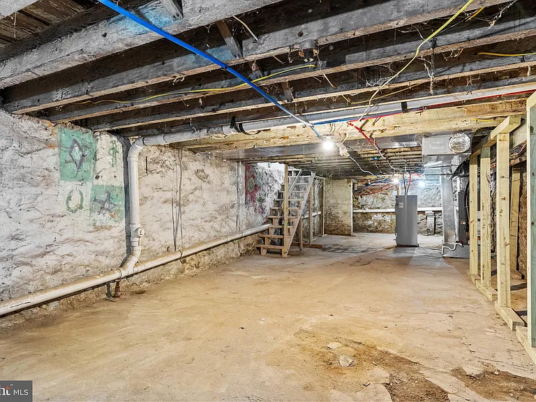 5431 Stewart St — Photo 34
