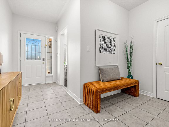 4th image of 240 Swan Park Rd