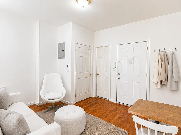 628 W 138th St #2R — Photo 6