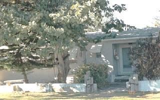 2nd image of 155 Jasmine St