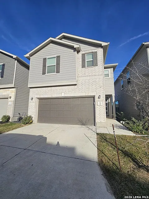 3 bed, 2.5 bath, 1855 sqft, $2,175 — Photo 1