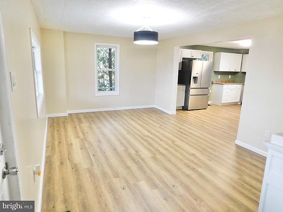 5th image of 1014 S 10th St