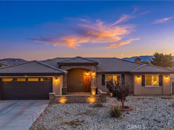 12833 Algonquin Rd, Apple Valley, CA 92308