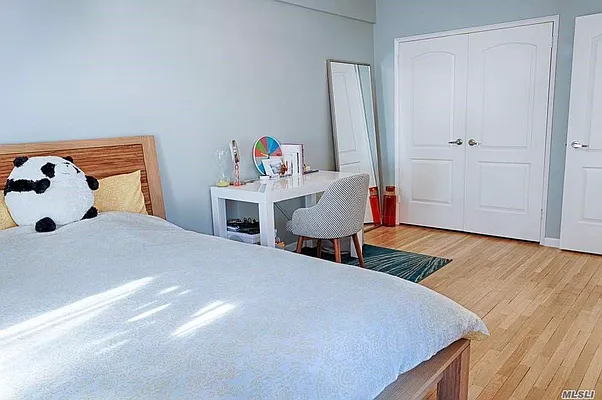 Sold by Charles Rutenberg Realty, Inc. | media 35