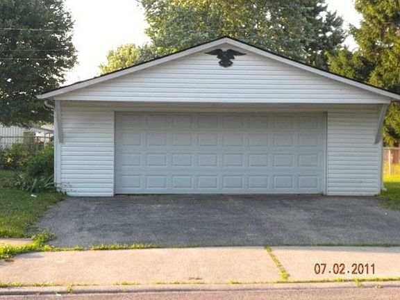 2nd image of 616 Aurora St