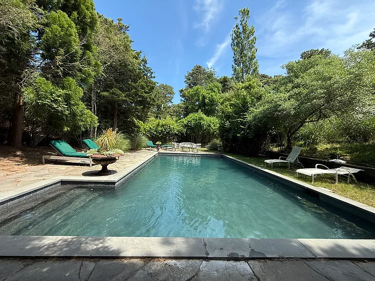 9 Brewster Rd — Photo 6