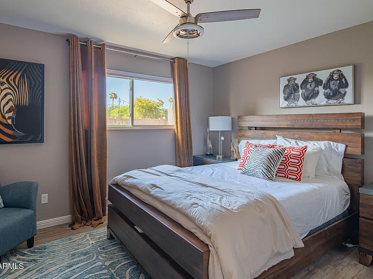 6110 E Edgemont Ave — Photo 85