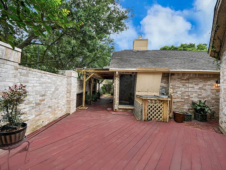 1023 Oyster Bay Dr — Photo 30