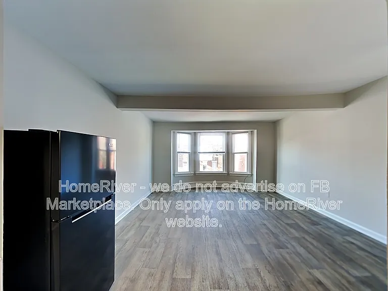 1107 N 2nd St #4 — Photo 2