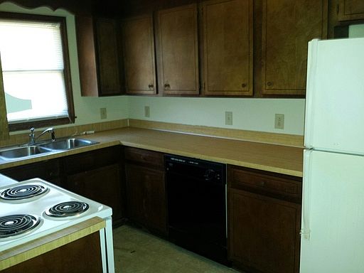 3rd image of 6709 Pueblo Ln