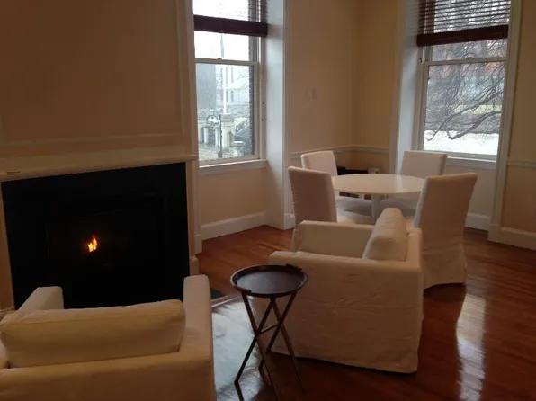 22 Beacon St APT 2R, Boston, MA 02108