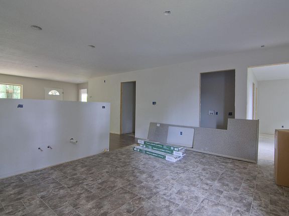 5th image of 2610 Carson Ave Lot 18