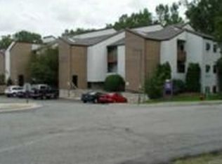 1571 W Pond Dr APT 23, Okemos, MI 48864
