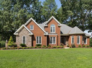 912 Parkridge Dr, Clayton, NC 27527