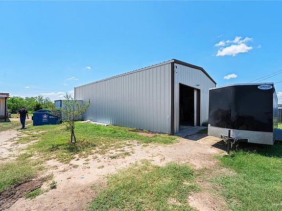 5th image of 4704 El Camino St
