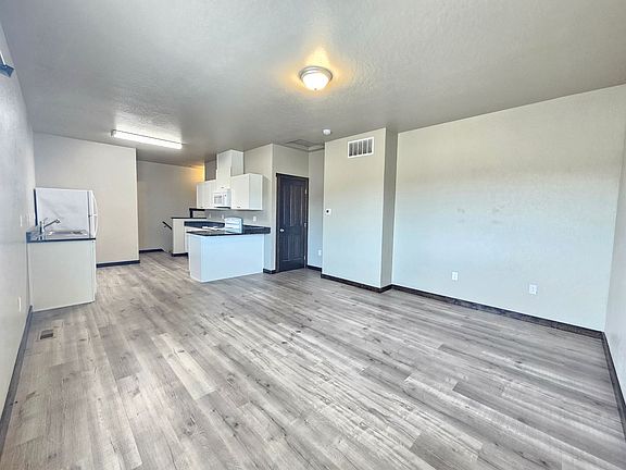 4th image of 13816 W Bergen Dr Townhome C
