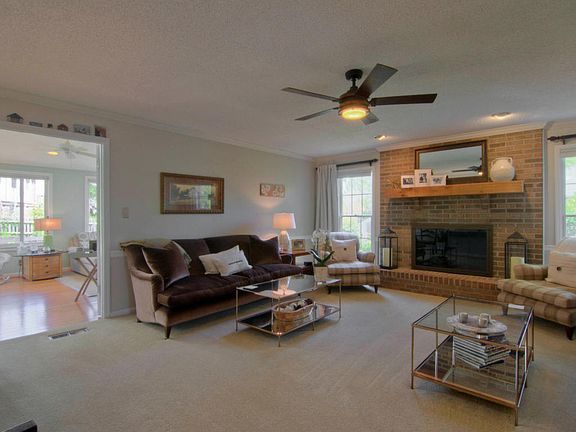 5th image of 600 Lark Meadow Dr