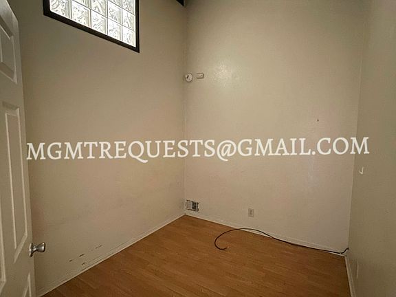 5th image of 14920 Eastwood Ave #B