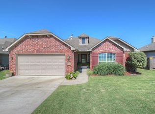 5108 Skylane Pl, Sand Springs, OK 74063