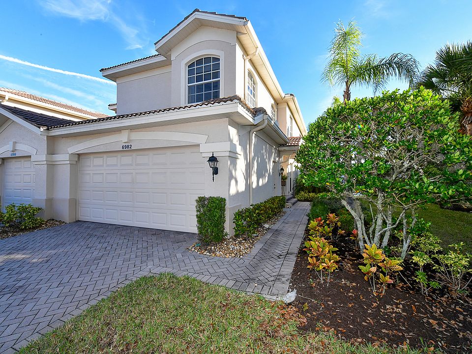 1st image of 6982 Prosperity Cir #601