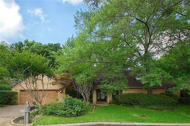 1st image of 814 Ashford Ct